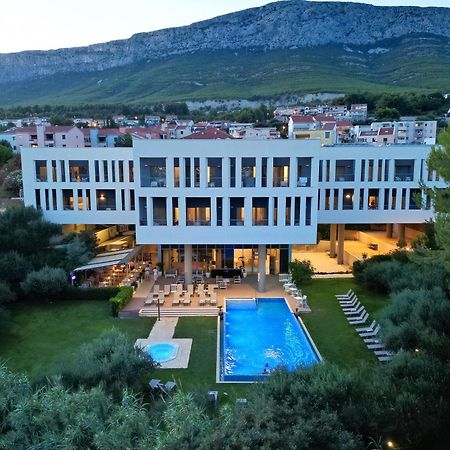 Hotel Salona Palace المظهر الخارجي الصورة