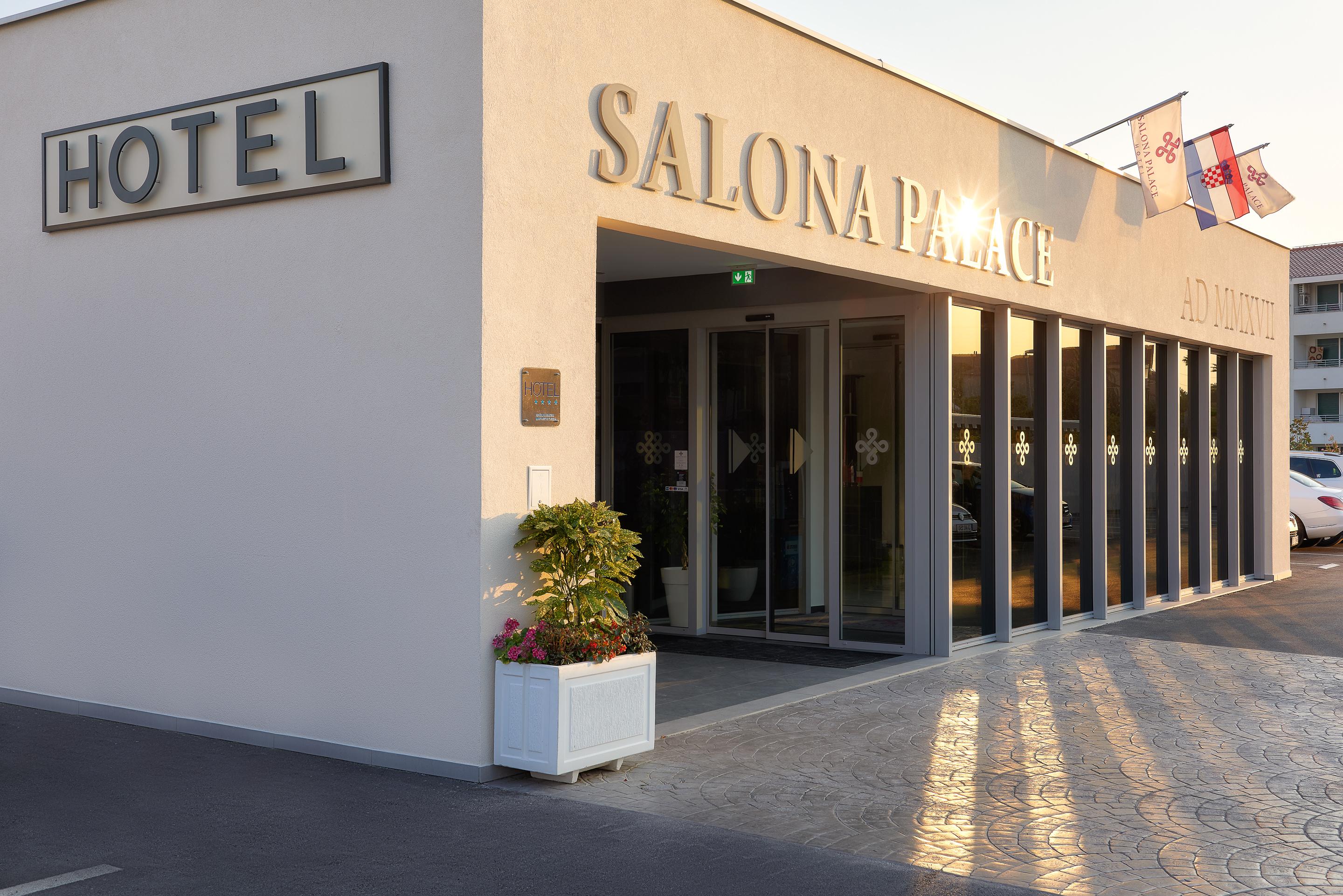 Hotel Salona Palace المظهر الخارجي الصورة